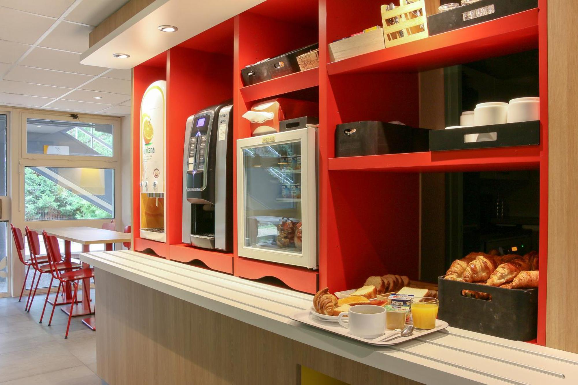 Premiere Classe Aeroport Marseille Βιτρόλ Εξωτερικό φωτογραφία